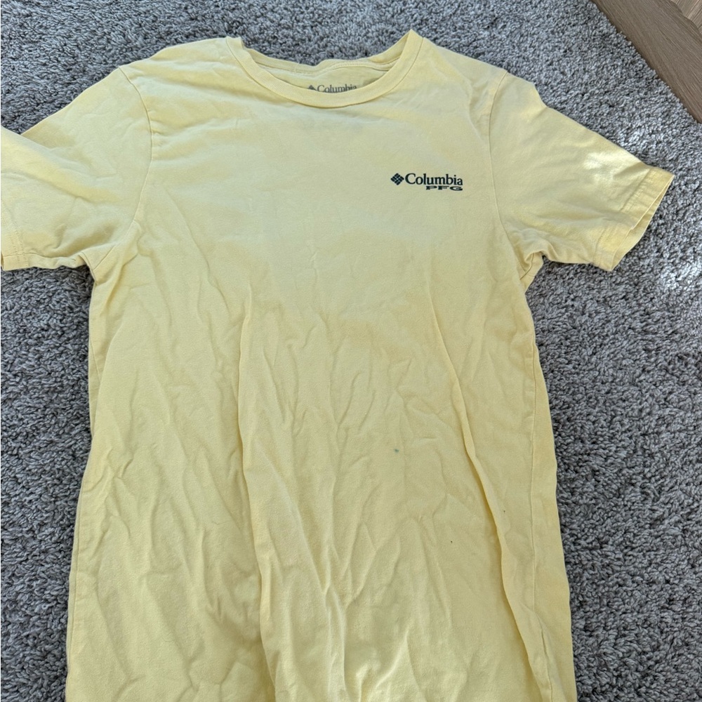 Columbia Light Yellow Crew Neck T-Shirt